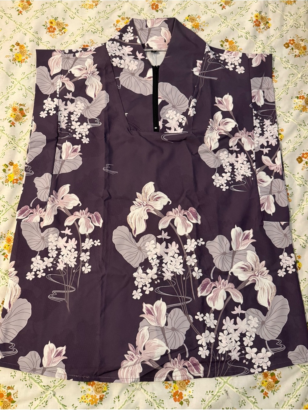 Floral-Print half zip slim fit scrub top